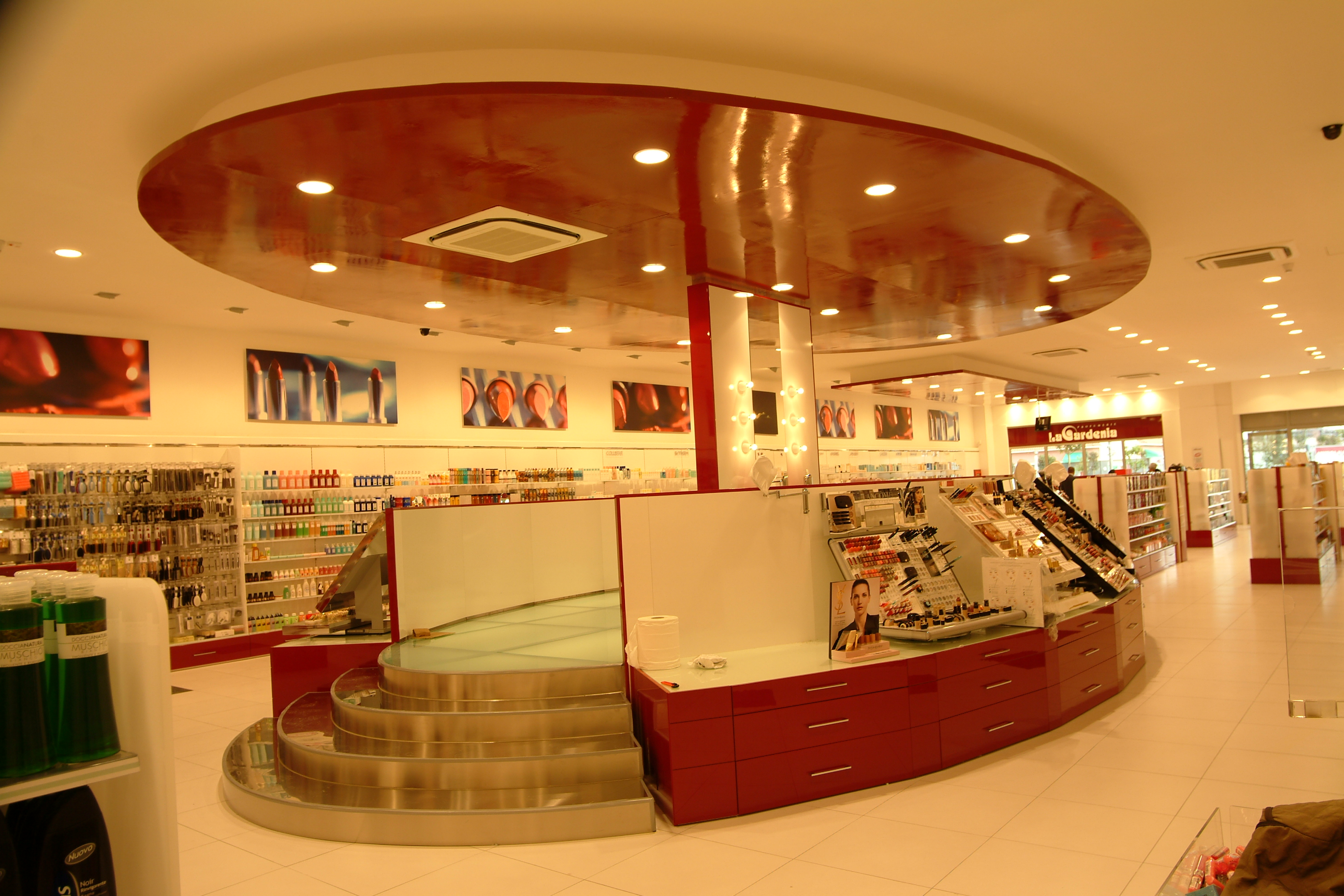 Negozio Fuji